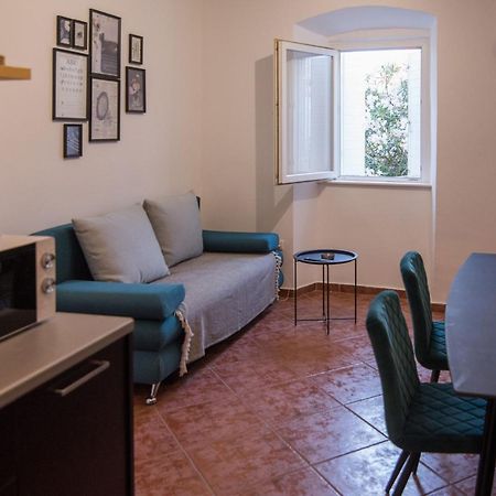 Apartmani Stones Sutivan I Zewnętrze zdjęcie